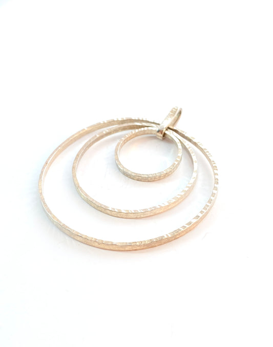 Vintage Design Anheng i Sølv fra 70 tallet