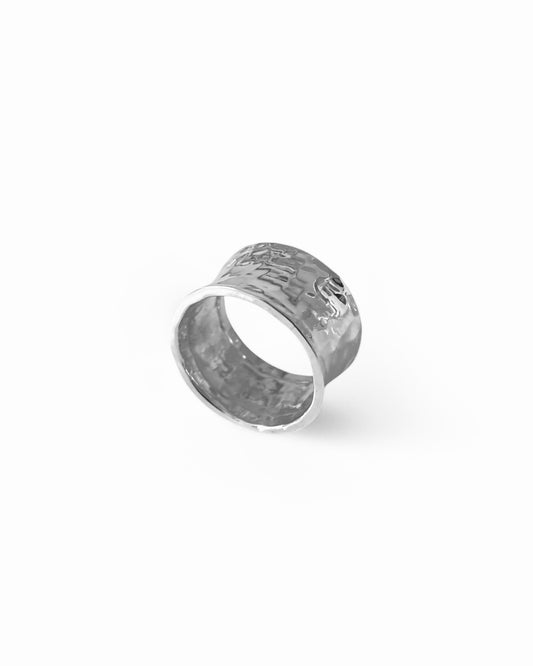Hamret Sølvring i 925 sterling-sølv