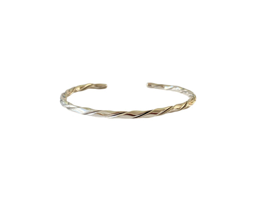 Elegant tvinnet armbånd i 925 Sølv