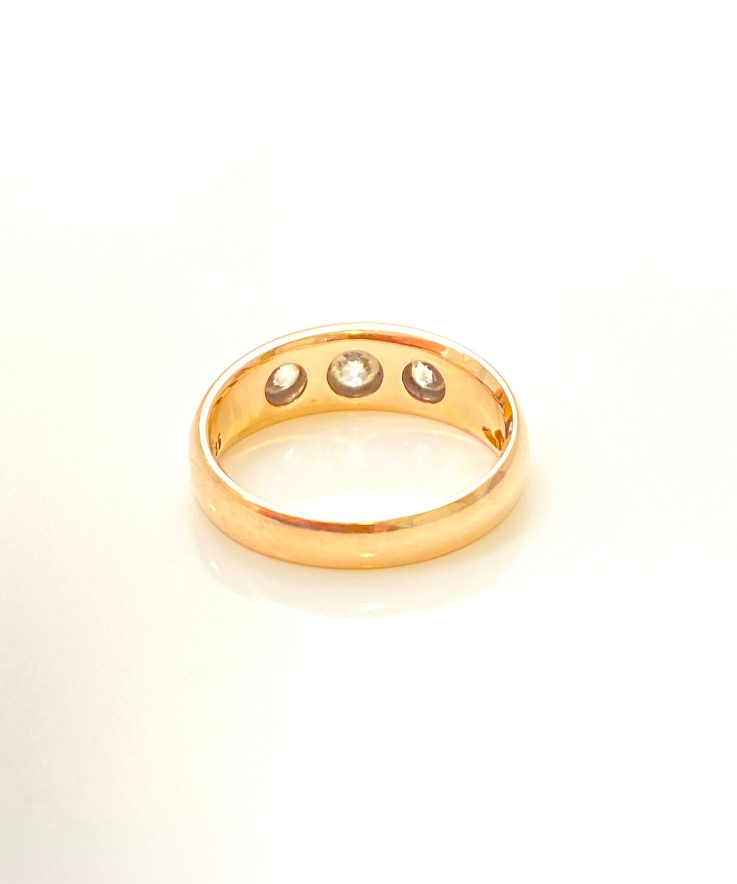 Gullring til både herre og dame. Gypsy diamantring